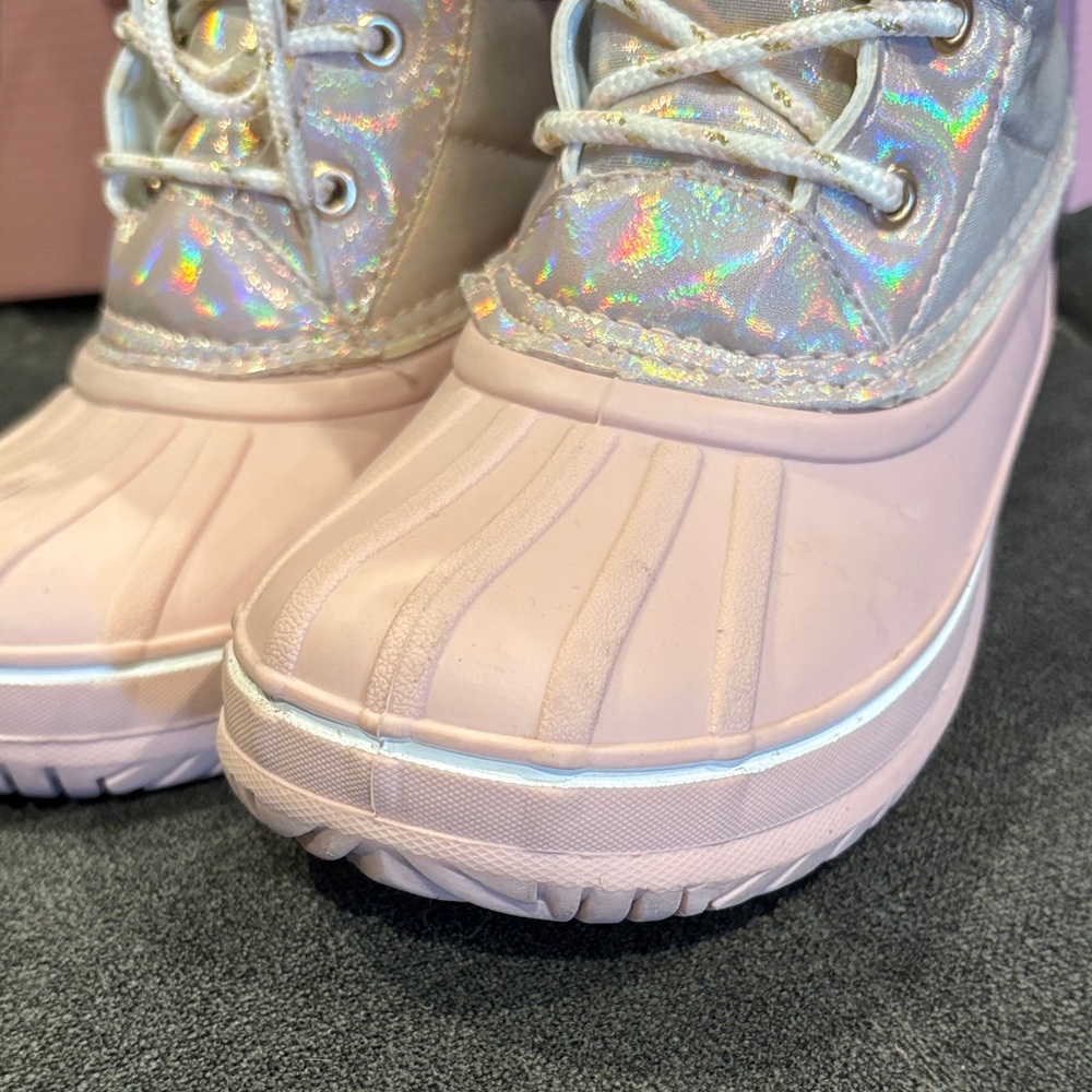 London Fog girls' iridescent snow boots size 3 - Picture 6 of 16